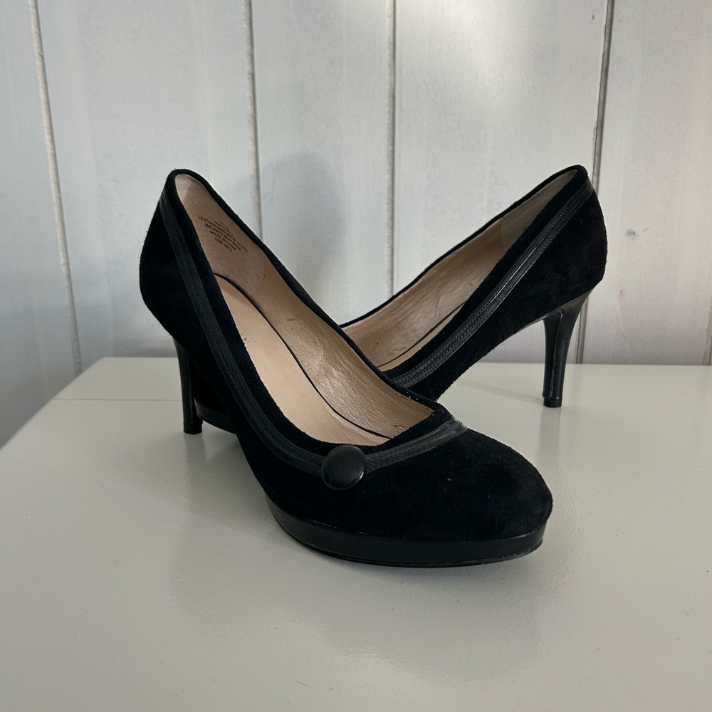 Nine West pumps